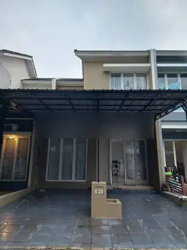 Dijual Rumah Bagus Rapih Graha Raya 2 Lantai Shm