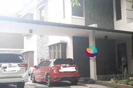 Dijual 2 rumah tinggal hook di kemang Pratama Regency bekasi