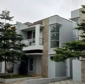 Rumah siap Huni dekat stasiun