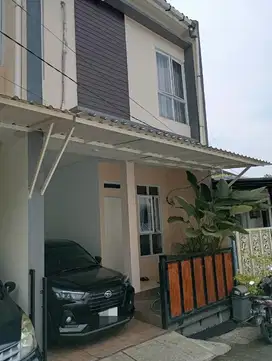 Rumah Bagus Semi Furnished 2 Lantai Siap Huni Di Maruyung Depok