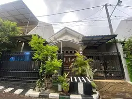 Dijual Rumah (Dekat Kampus UNESA Ketintang,Universitas TELKOM