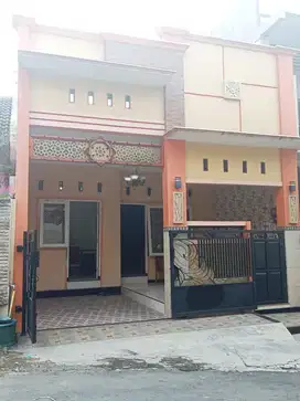 Dijual rumah strategis di ngaliyan permata puri semarang