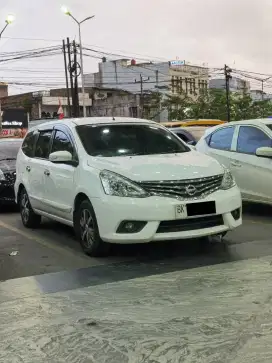 GRAND LIVINA 1.5 XV CVT 2017