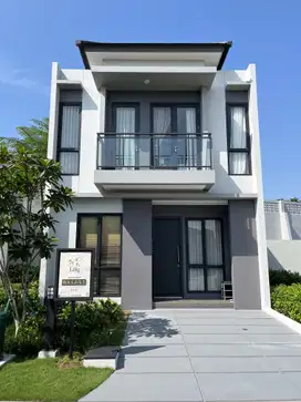 RUMAH DENGAN AKSES TOL LANGSUNG - CLUSTER LILY PARAMOUNT PETALS