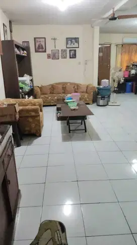 Dua rumah jadi satu pondok ungu taman harapan Baru harapan indah bekas