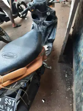 Suzuki skydrive 2009 gold