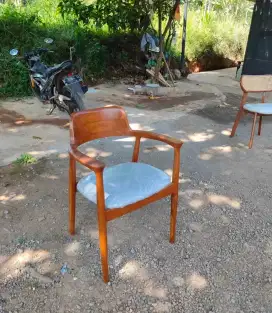Agen kursi cafe jati