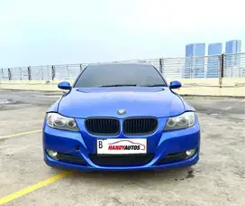 BMW 325i Facelift Sunroof Tahun 2005 Automatic Biru Metalik