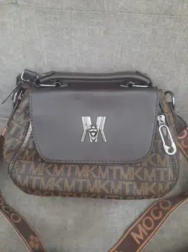 Tas Selempang Wanita by MOCO