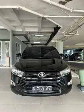 Toyota Innova Reborn Hitam 2016
2,4 Diesel Type G