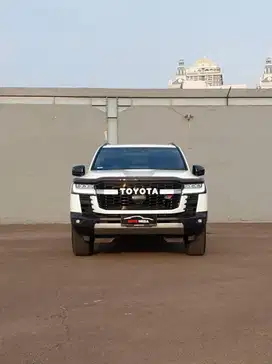 Toyota Land Cruiser LC300 LC 300 GR-Sport 2024 Pajak Panjang