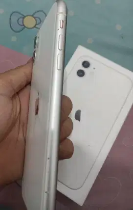 Iphone 11 64gb (white)