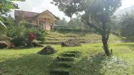 Villa Murah Halaman luas di Megamendung Bogor Dekat Wisata