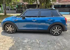 Mini Cooper 5-Door 2025