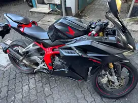 Dijual Honda CBR 250RR STD