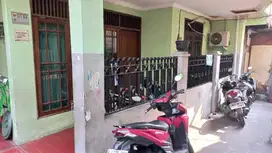 Rumah Bonus Kostan 6 Kamar di Kota Bambu, Jakarta Barat