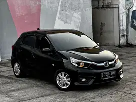 MURAH !!! Dp 10 BRIO E CVT MATIC 2020 KM37rb!!
