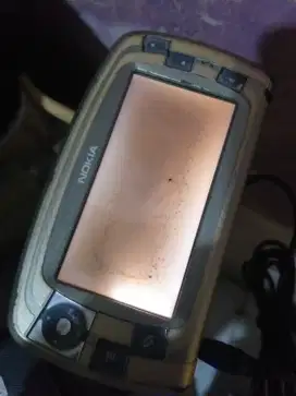 Nokia 7710 bahan