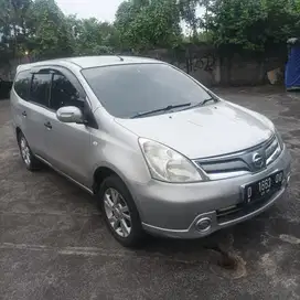Grand Livina matic at 2012 cash/TT/kredit DP 5 juta