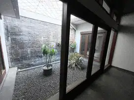 rumah di prime location