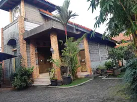 Rumah siap huni di Pondok Kelapa