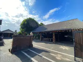 Dijual tanah ada bangunan bekas restaurant
