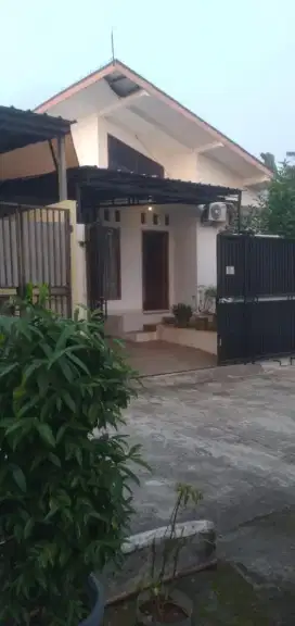 Rumah Minimalis 120 Meter Dijatikramat