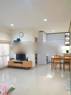 RUMAH ROSSINI FURNISH CANTIK DI SUMMARECON SERPONG 2 Lantai