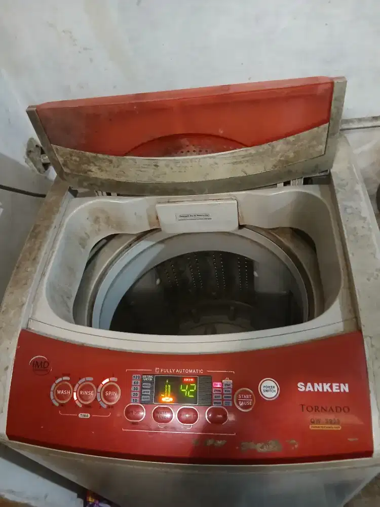 Mesin cuci otomatis Sanken 10kg