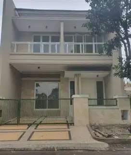 DIJUAL Rumah Baru Gress Pakuwon City Lokasi Strategis Siap Huni