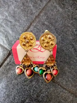 Anting India imitasi