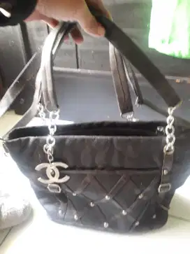 Tas CH masih bagus