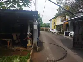Dijual rumah siap huni dalam perumahan di Cinere Depok