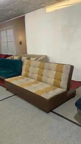 Ready sofa santai lipat