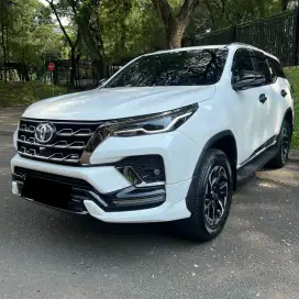 Toyota Fortuner 2.8 GR Sport Thn 2022