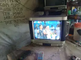 jual tv 14in Digiteg nomines harga 230 nego siap antar
