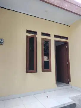 KONTRAKAN MURAH AKSES MOBIL FREE AIR DAN KEBERSIHAN DEKAT BINTARO