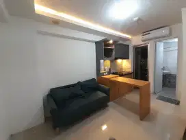 DISEWAKAN 2BR SEMI TOWER BARU APARTEMEN BASSURA CITY FREE IPLL