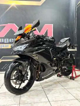 Kawasaki Ninja ZX25R SSTSSTD TH 2021 metal icca black