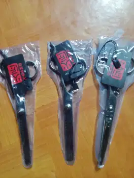 Gunting sasak satu set/sepasang ada 3 gunting
