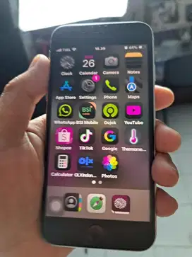 Iphone, Se 3 Generasi 3 th 2022, 64 GB