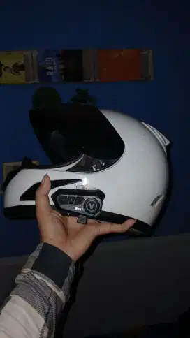 Helm pull face plus intercom