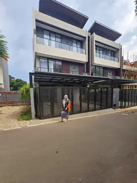 Rumah Dijual Jagakarsa. UNIT BARU, Siap Huni - Akses 2 Mobil