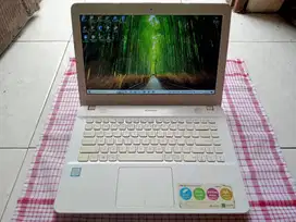 ASUS X441UA / Core i3 Gen-6 / HD 1 TB / 4Gb / 2-3 Jam