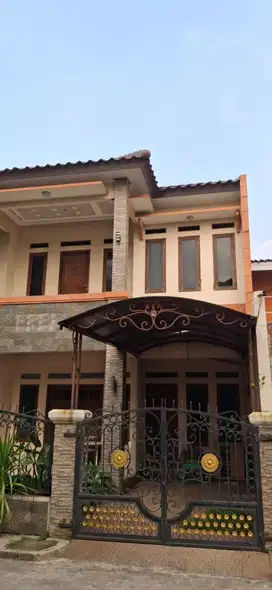 DIJUAL RUMAH CANTIK HOOK DI PERUM KARANG SATRIA TAMBUN UTARA BEKASI