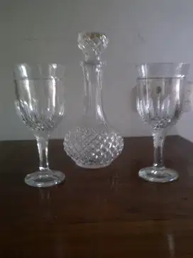 Gelas Dan botol kristal