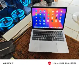 MacBook Pro 2019 Touchbar 2.4Ghz Normal Bisa TT Pastinya