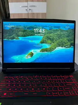 LAPTOP MSI RESMI ORIGINAL (PRIBADI)