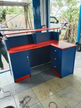 Meja kasir leter L untuk usaha