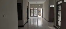 Disewakan Rumah Siap Huni Di Taman Kopo Indah TKI 3